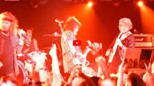 Exclusive Footage: Mötley Crüe Takes Fans Behind the Scenes of Their Secret Gig at The Underworld