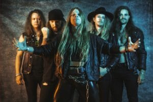 H.E.A.T_Welcome To The Future_copyright earMUSIC_credit Marcel Karlsson_1 (kopia)